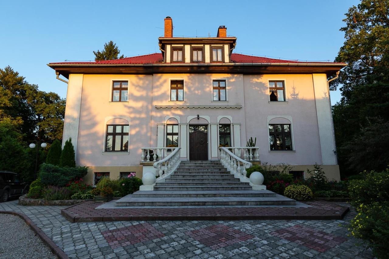 Palac Pozorty Aparthotel Bądki Exterior photo